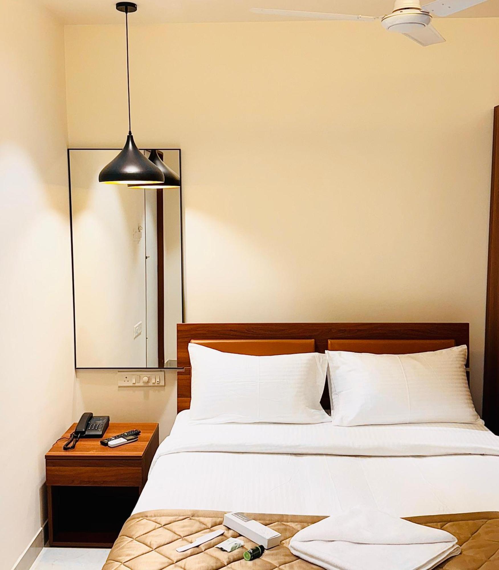 Hotel Star Avenue - Indiranagar Bangalore Luaran gambar